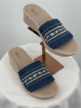 Bzees Gold Beads & Blue Slides Sandals Size 8